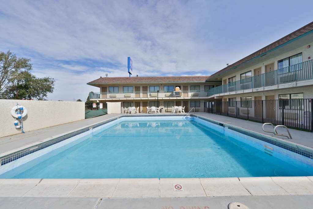 Americas Value Inn- Airport/grand Street Motel 2*